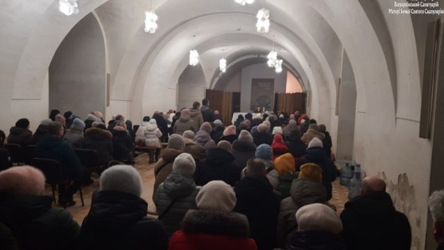 Нижній храм Нижній храм