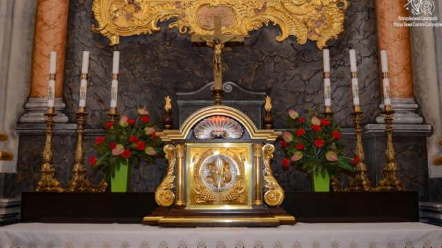 Верхній храм Верхній храм