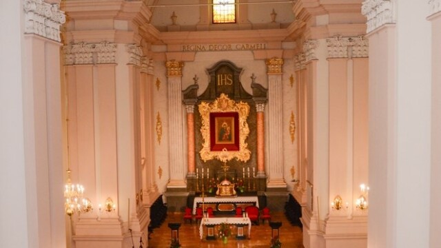 Верхній храм Верхній храм