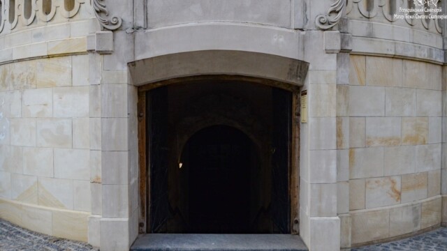 Нижній храм Нижній храм