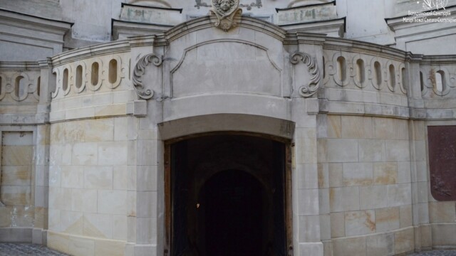 Нижній храм Нижній храм