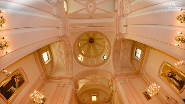 Верхній храм Верхній храм