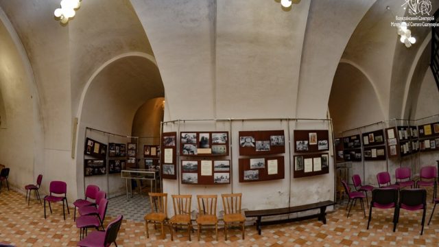 Нижній храм Нижній храм