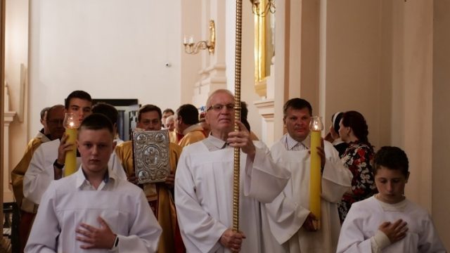 10 років освячення верхнього храму 10 років освячення верхнього храму