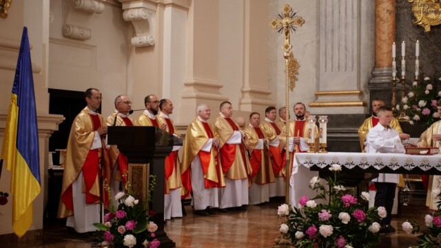 10 років освячення верхнього храму 10 років освячення верхнього храму