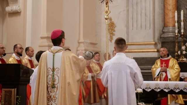 10 років освячення верхнього храму 10 років освячення верхнього храму