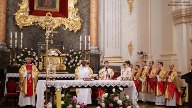 10 років освячення верхнього храму 10 років освячення верхнього храму