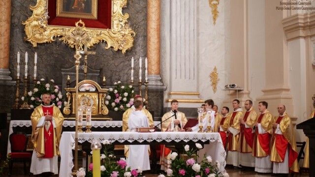 10 років освячення верхнього храму 10 років освячення верхнього храму