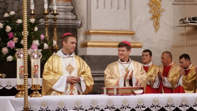 10 років освячення верхнього храму 10 років освячення верхнього храму