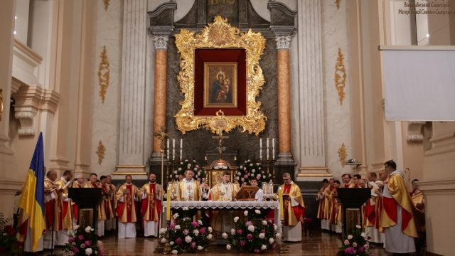 10 років освячення верхнього храму 10 років освячення верхнього храму