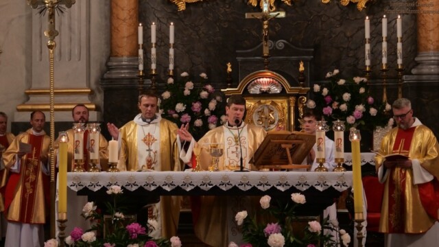 10 років освячення верхнього храму 10 років освячення верхнього храму