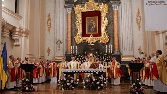 10 років освячення верхнього храму 10 років освячення верхнього храму