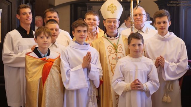 10 років освячення верхнього храму 10 років освячення верхнього храму