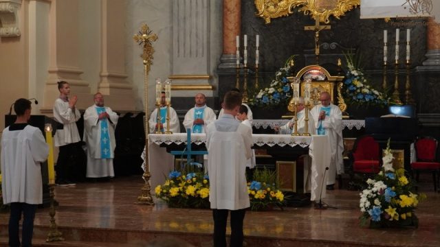 Паломники в часі війни Паломники в часі війни