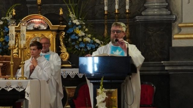 Паломники в часі війни Паломники в часі війни