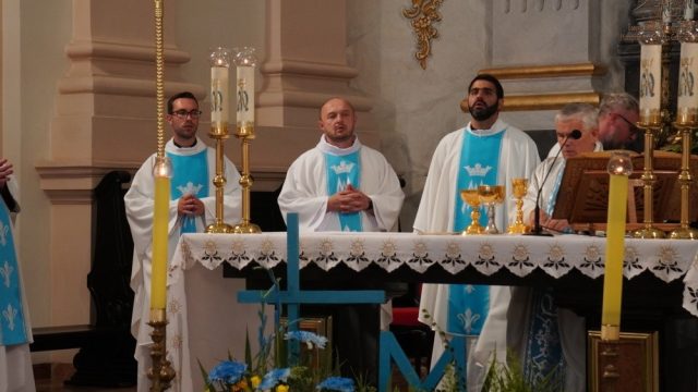 Паломники в часі війни Паломники в часі війни