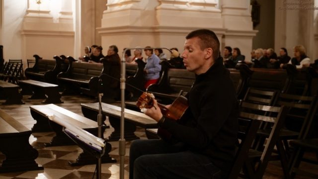 Паломництво осіб облачених в Скапулярій