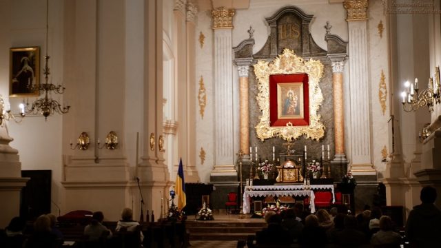 Паломництво осіб облачених в Скапулярій