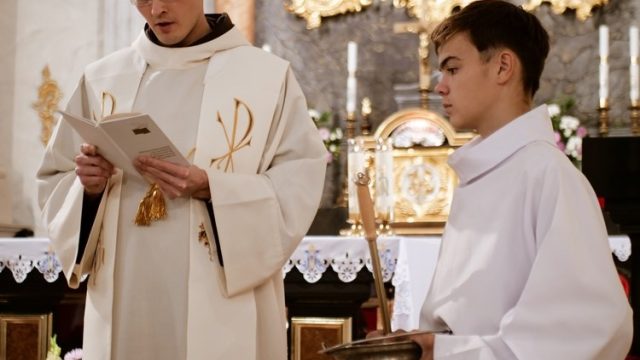 Паломництво осіб облачених в Скапулярій