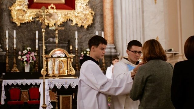 Паломництво осіб облачених в Скапулярій