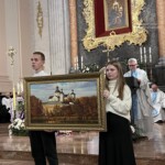 Ласкавий погляд Марії при вході у Бердичівський Санктуарій 10