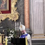 Ласкавий погляд Марії при вході у Бердичівський Санктуарій 15