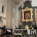 Ласкавий погляд Марії при вході у Бердичівський Санктуарій 2